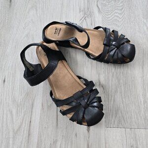 Bohemian | black leather strappy flat summer sandal shoes | WMS 9.5